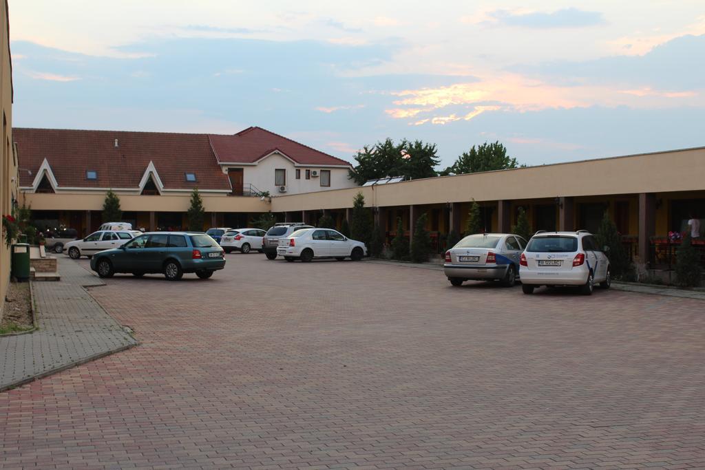 Motel Select Satu Mare Exterior foto